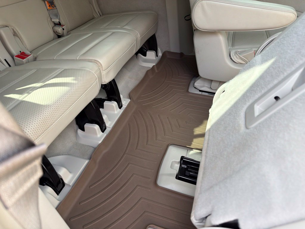 Used 2022 Cadillac Escalade ESV Sport Platinum AWD/4WD image 30