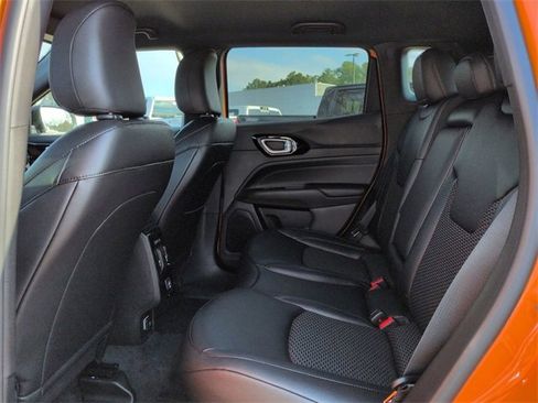 New 2026 Jeep Compass Latitude image 13