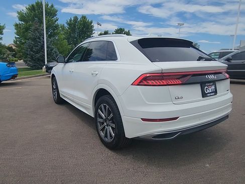Used 2019 Audi Q8 Premium w/ Convenience Package AWD/4WD image 3
