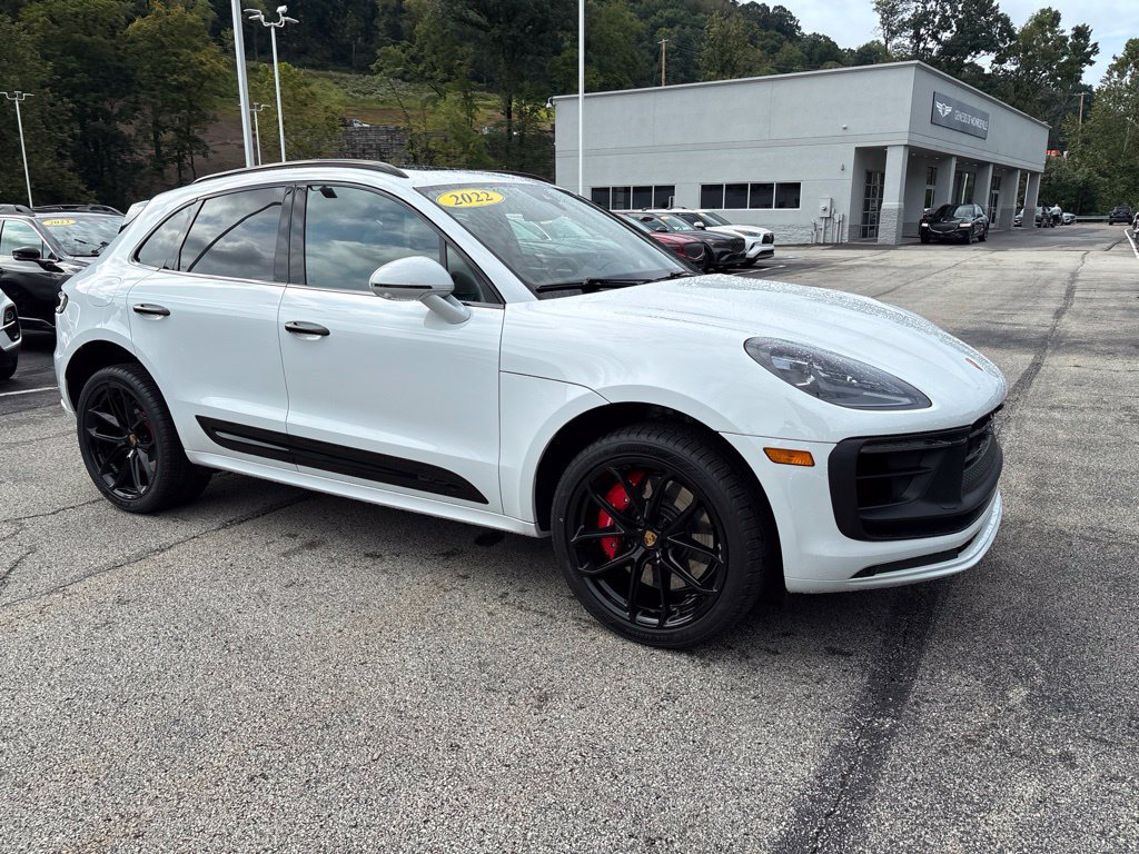 Used 2022 Porsche Macan GTS AWD/4WD image 7