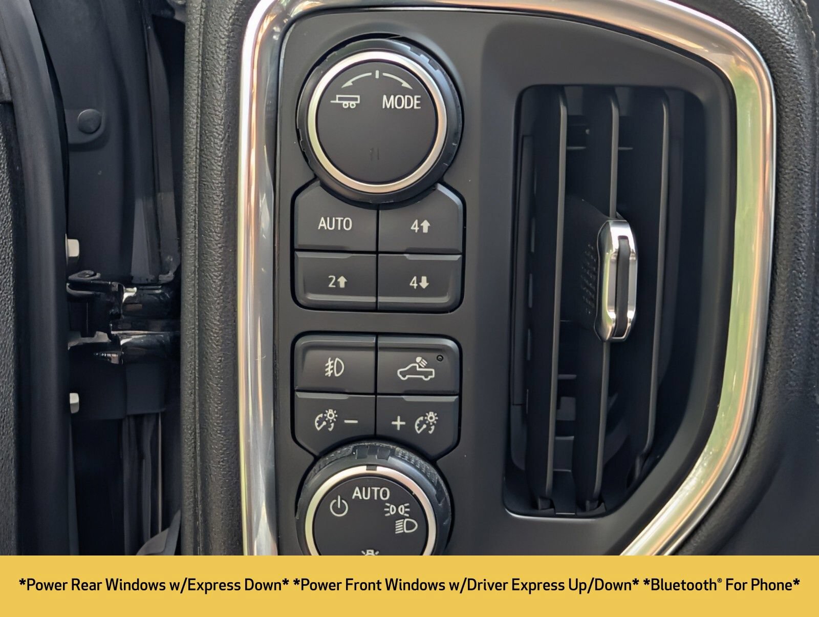 Used 2021 Chevrolet Silverado 1500 LT Trail Boss w/ Convenience Package II AWD/4WD image 14