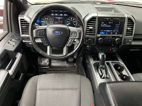 Used 2019 Ford F150 XLT w/ Equipment Group 302A Luxury AWD/4WD image 14