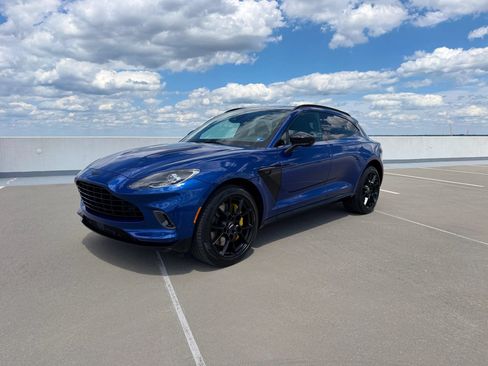 Used 2021 Aston Martin DBX AWD/4WD image 12