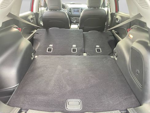 Used 2021 Jeep Compass Latitude w/ Sun and Sound Group FWD image 26