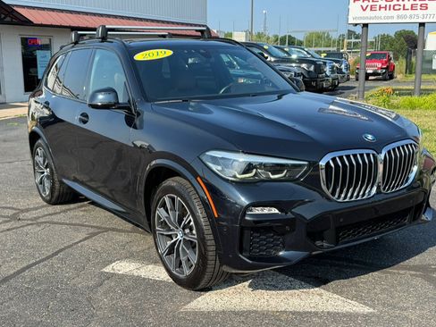 Used 2019 BMW X5 xDrive40i w/ M Sport Package AWD/4WD image 4