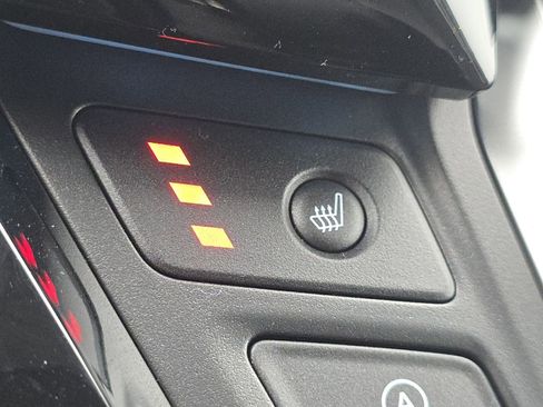 New 2026 Honda Odyssey Touring image 6