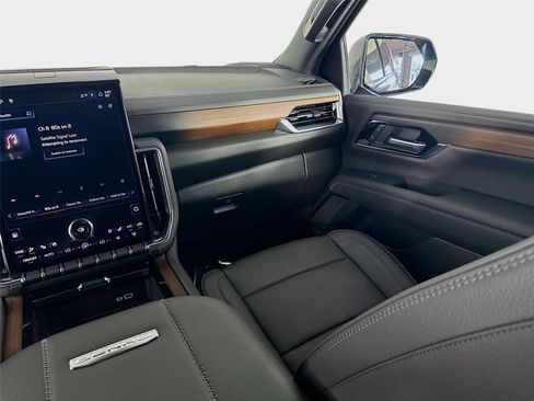 Certified 2026 GMC Yukon Denali w/ Sun & Power Step Package AWD/4WD image 26