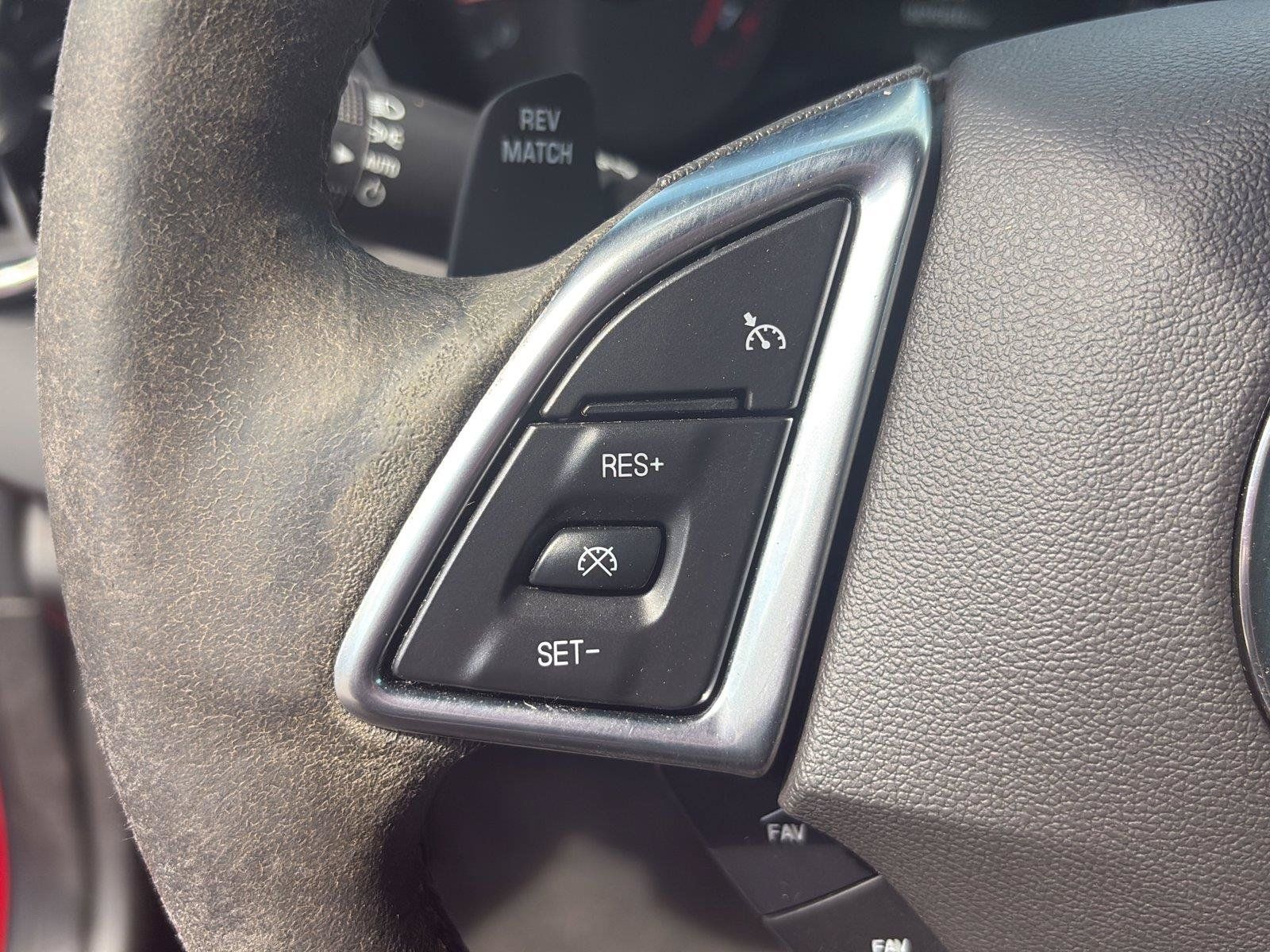 Used 2018 Chevrolet Camaro SS RWD image 27