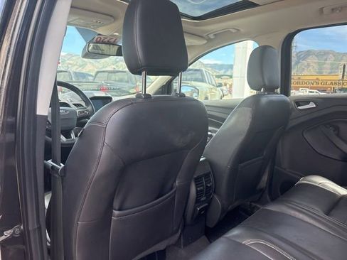 Used 2019 Ford Escape Titanium AWD/4WD image 19