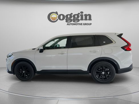 Used 2024 Honda CR-V EX image 2