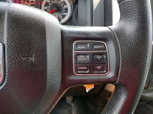 Used 2016 RAM 1500 Classic SLT image 19