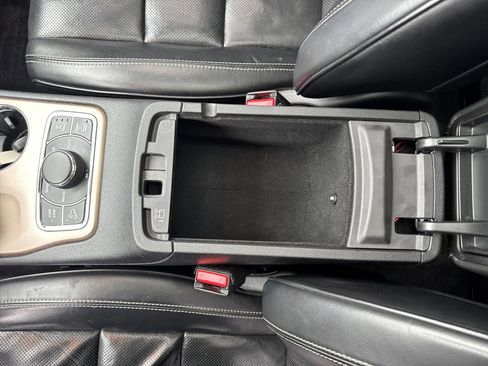 Used 2015 Jeep Grand Cherokee Overland w/ Advanced Technology Group image 27