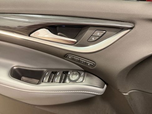 Used 2021 Buick Enclave Premium w/ Sun and Sites Package image 18