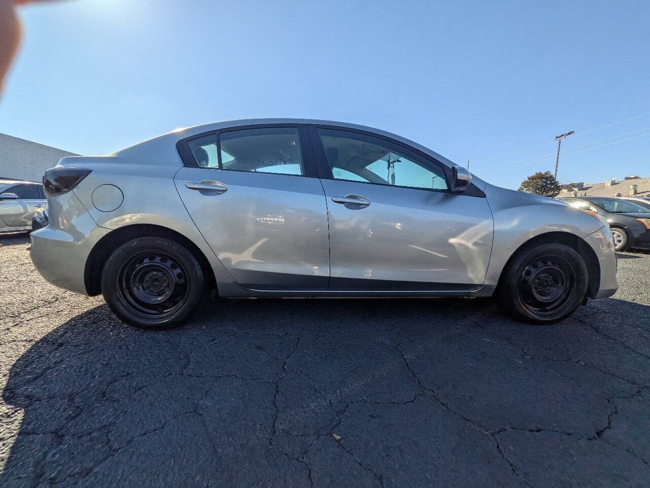 Used 2012 MAZDA MAZDA3 i Sport FWD image 14