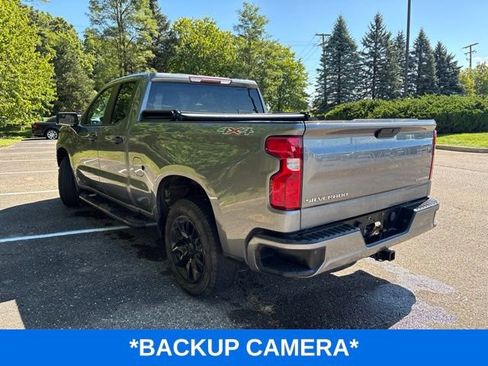 Used 2020 Chevrolet Silverado 1500 Custom w/ Custom Value Package AWD/4WD image 5