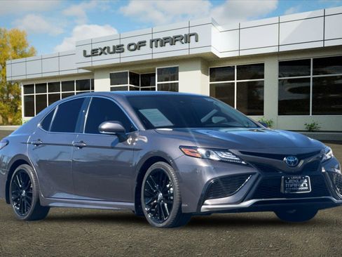 Used 2024 Toyota Camry XSE w/ Navigation Package image 6