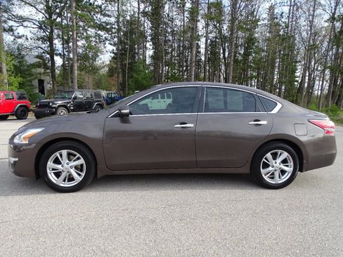 Used 2014 Nissan Altima 2.5 SL FWD image 8