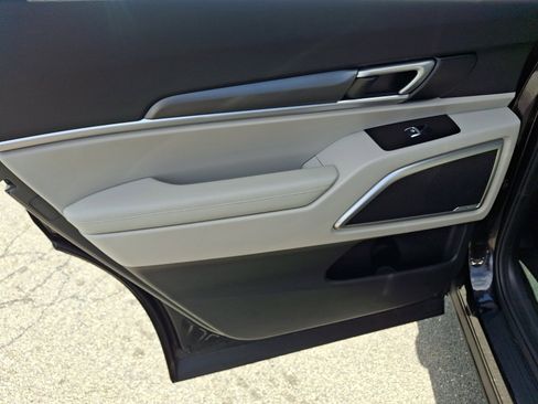 Used 2022 Kia Telluride S AWD/4WD image 12