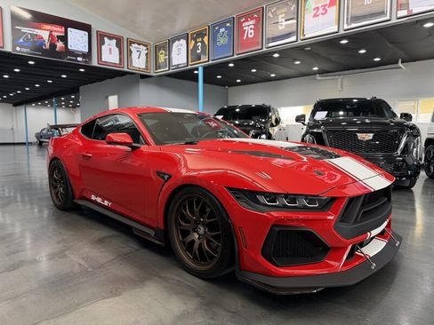 Used 2024 Ford Mustang GT Premium w/ GT Performance Package image 3