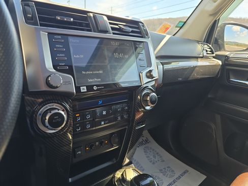 Used 2021 Toyota 4Runner Limited image 25