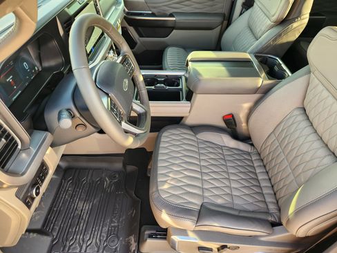 New 2026 Ford F350 Platinum w/ Platinum Plus Package image 14