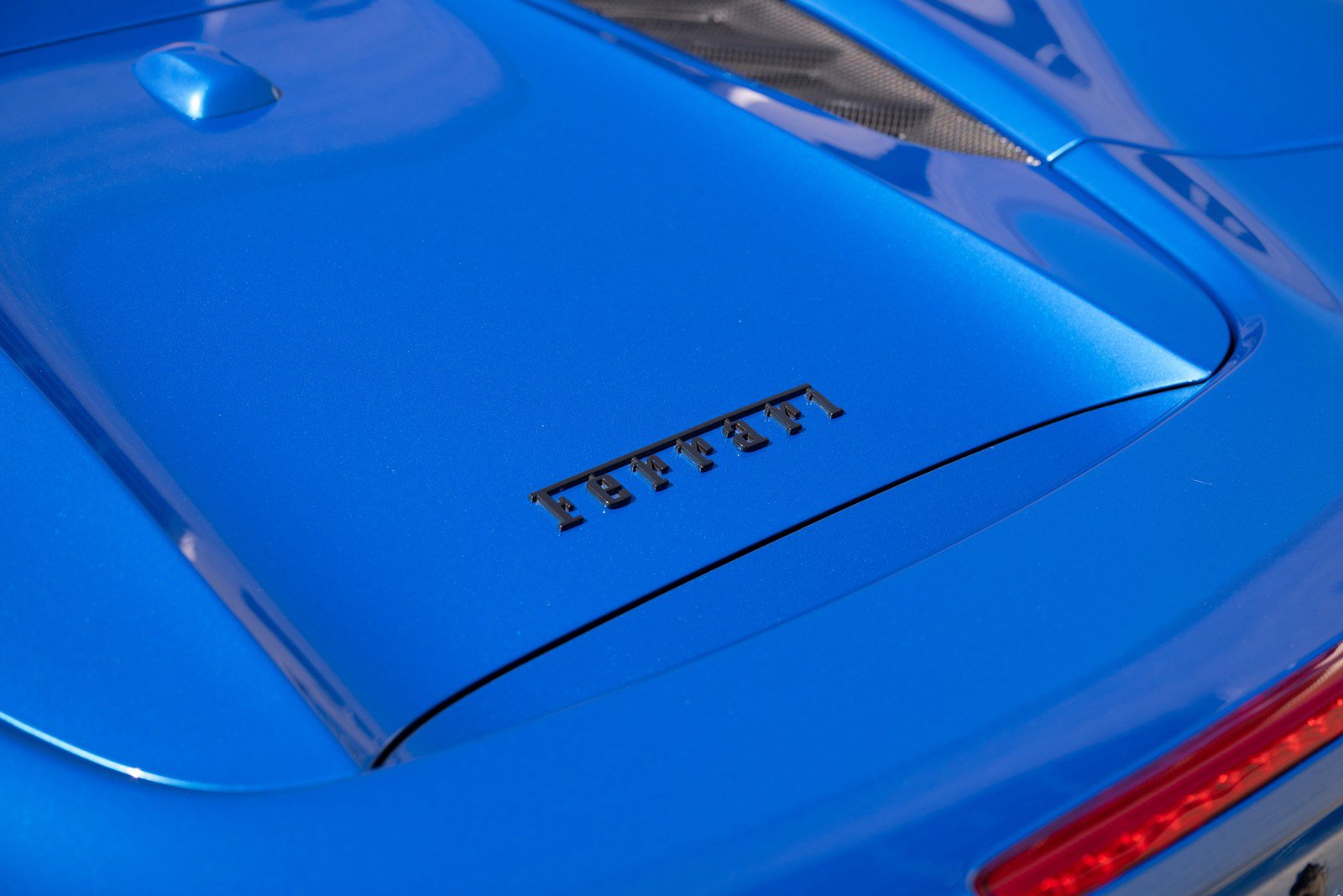 Used 2016 Ferrari 488 Spider RWD image 20