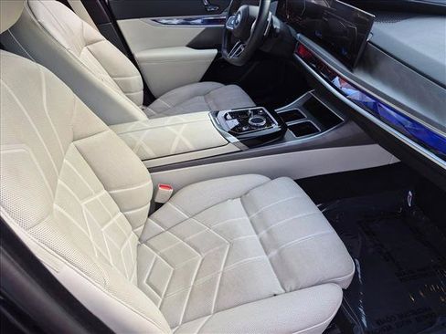 Certified 2023 BMW 740i w/ Parking Assistance Package RWD image 22