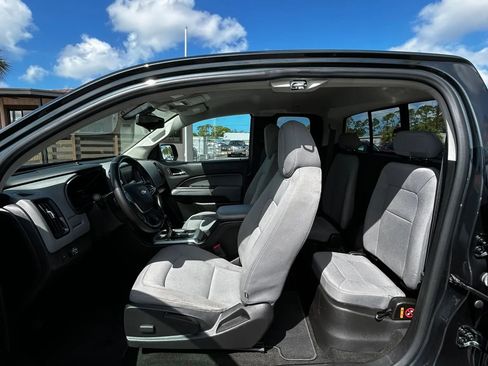 Used 2018 Chevrolet Colorado LT w/ LT Convenience Package RWD image 22