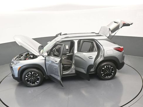 Used 2023 Chevrolet TrailBlazer LT FWD image 62