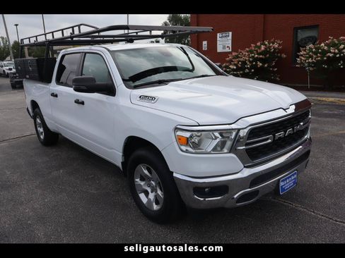 Used 2023 RAM 1500 Big Horn AWD/4WD image 1