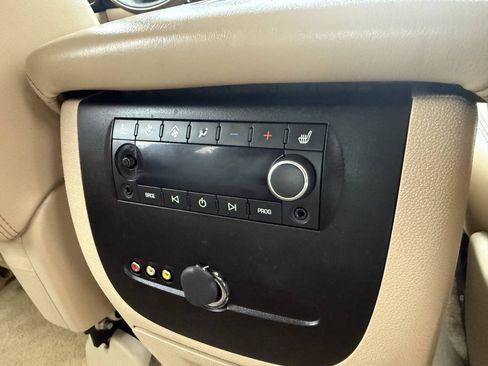 Used 2007 GMC Yukon Denali AWD/4WD image 21