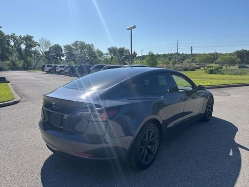 Used 2023 Tesla Model 3 Standard Range image 7