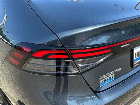 Used 2024 Honda Accord EX image 31