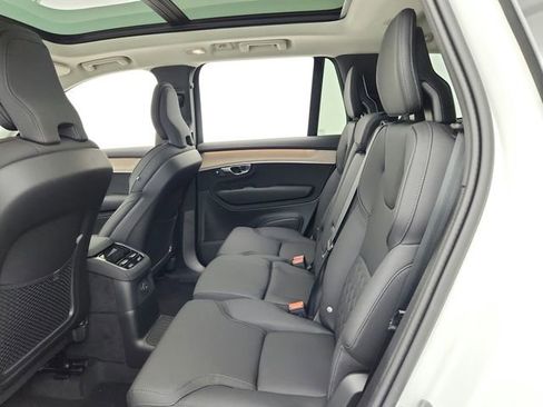 New 2025 Volvo XC90 T8 Plus w/ Protection Package Premier image 32