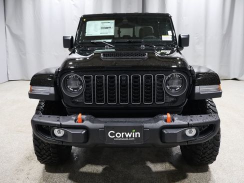 New 2026 Jeep Gladiator Mojave image 2