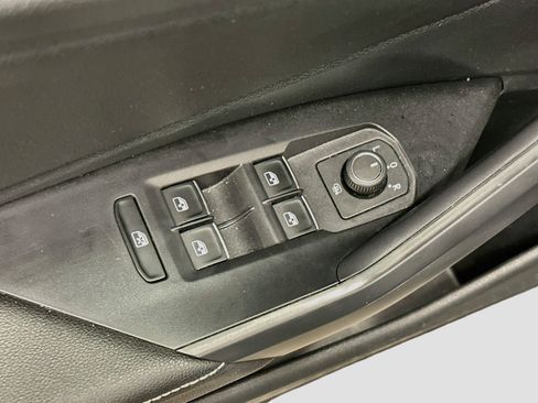 Used 2025 Volkswagen Jetta Sport FWD image 15