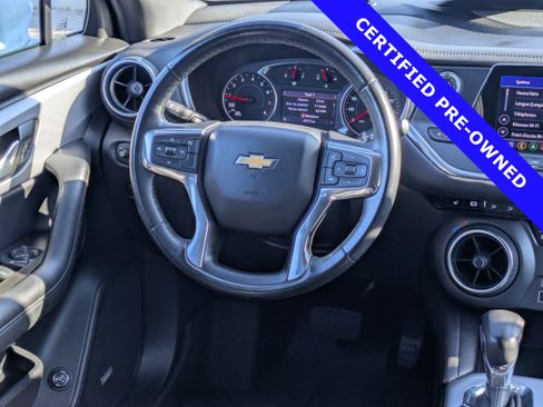 Used 2022 Chevrolet Blazer LT w/ Sound & Technology Package FWD image 17