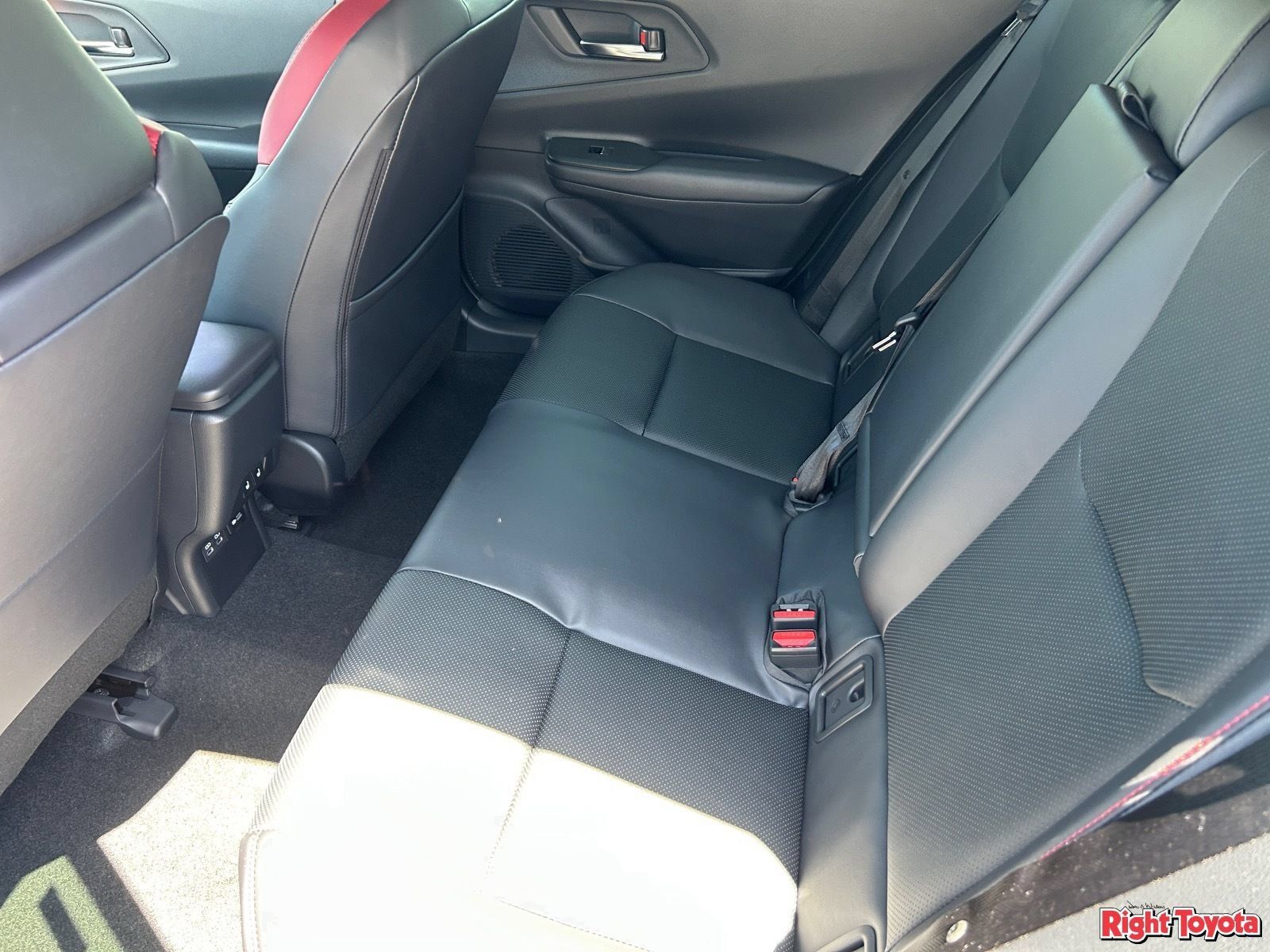 New 2027 Toyota Prius Plug-In Hybrid w/ Limited Premium Package FWD image 16