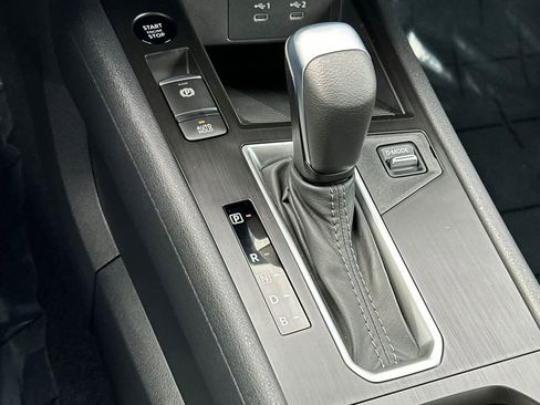 New 2026 Nissan Kicks S image 21