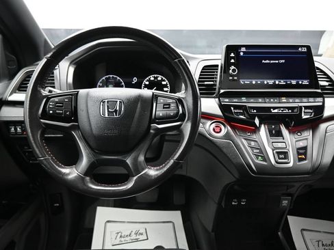 Used 2025 Honda Odyssey Sport-L image 15