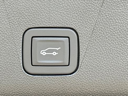 New 2026 Chevrolet Suburban RST w/ Comfort Package AWD/4WD image 25
