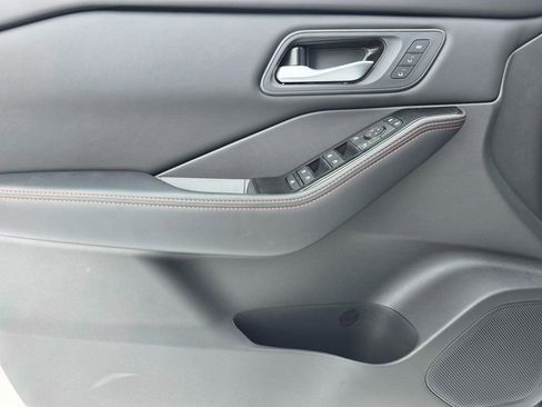 New 2026 Nissan Rogue SV image 19