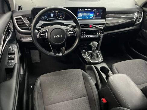 Certified 2024 Kia Seltos S image 24