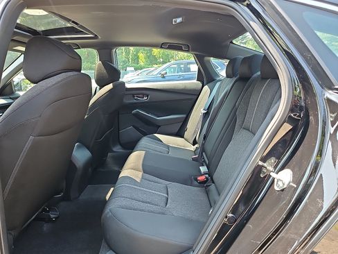 Used 2024 Honda Accord Sport image 12