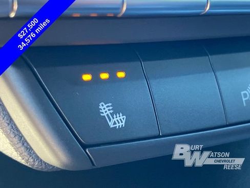 Used 2022 Cadillac XT4 Premium Luxury w/ Enhanced Visibility Package AWD/4WD image 31