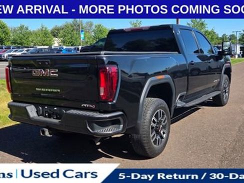 Used 2021 GMC Sierra 2500 AT4 w/ Snow Plow Prep/Camper Package AWD/4WD image 11