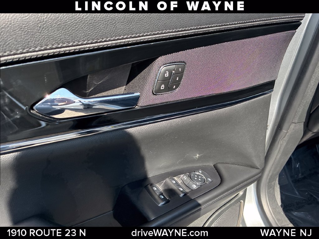 Certified 2023 Lincoln Nautilus AWD w/ Premium Package image 14