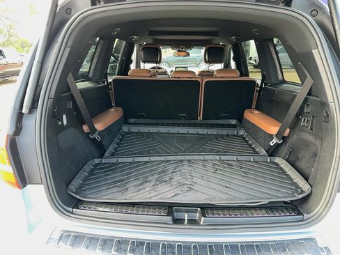 Used 2017 Mercedes-Benz GLS 550 4MATIC image 29