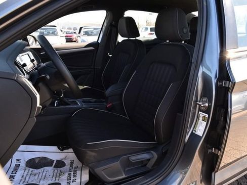 Certified 2024 Volkswagen Jetta Sport image 19