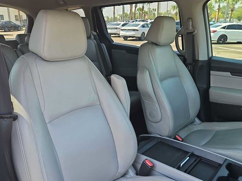 Used 2022 Honda Odyssey EX-L image 27